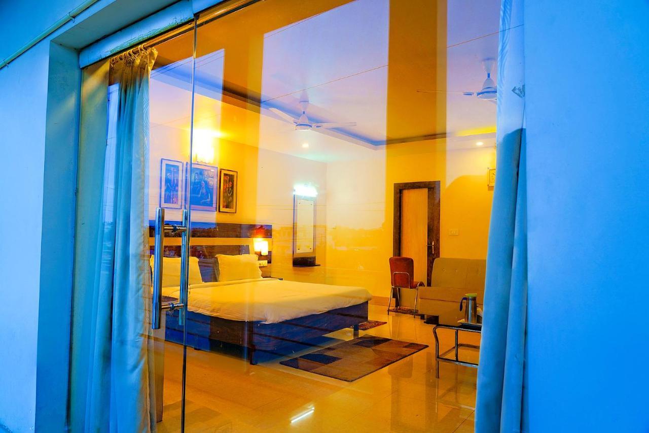 Fabhotel Kanchan Plaza Bhubaneswar Exterior photo